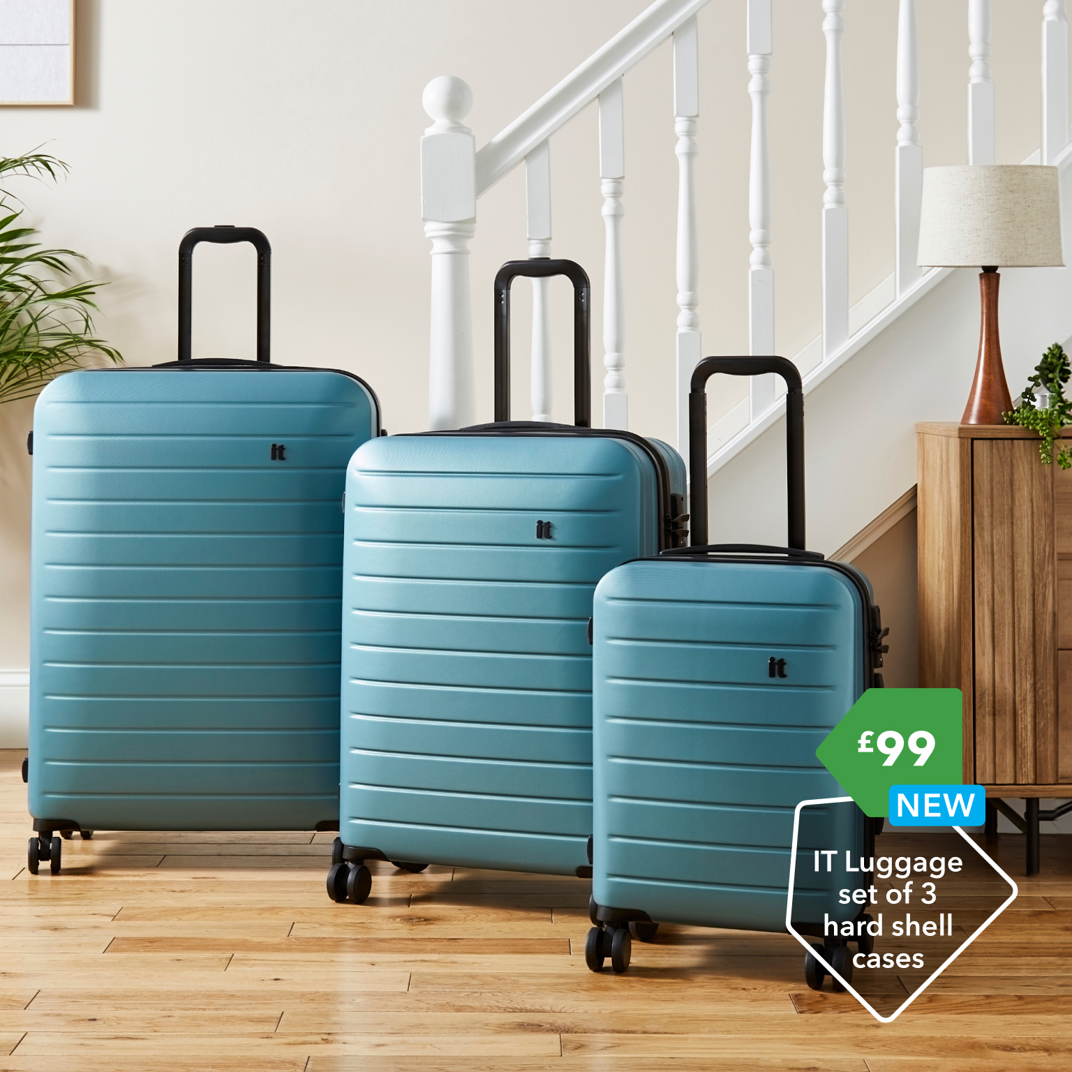 IT Luggage Set of 3 Legion Hard Shell Suitcases