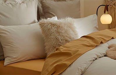 CREATE A COSY SANCTUARY IN A SMALL SPACE