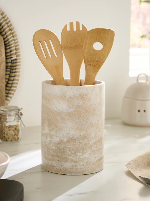 Utensils & gadgets