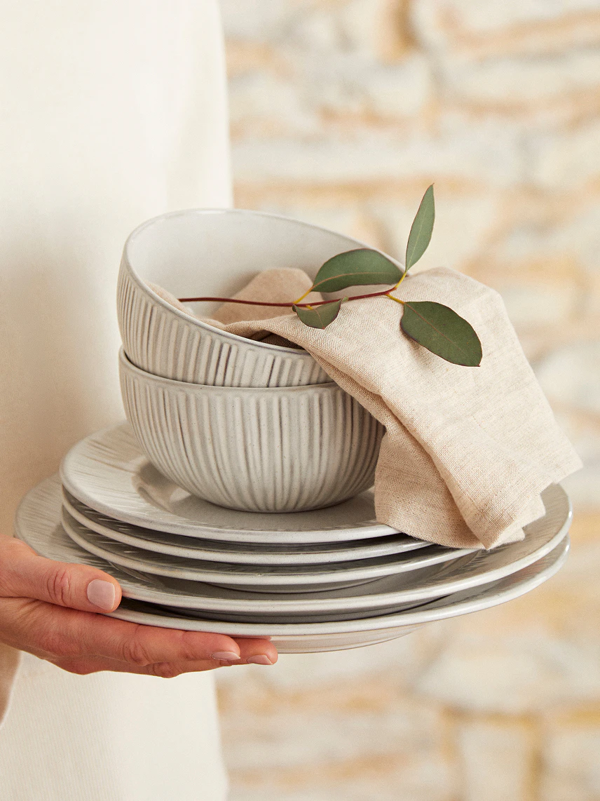Dinner sets