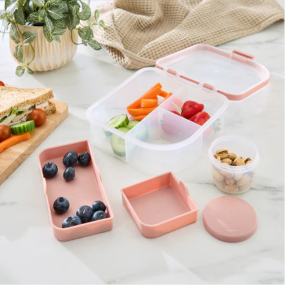 Lunch boxes & bags