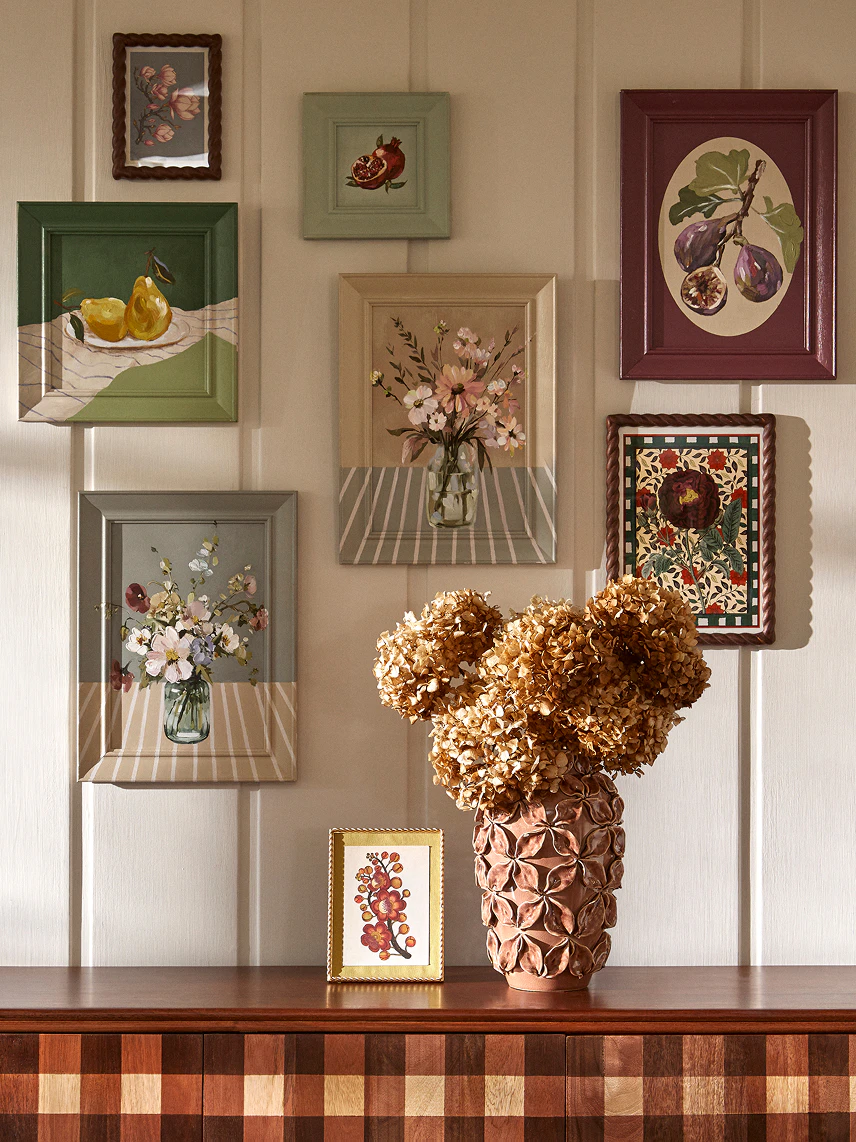 Wall art & decor