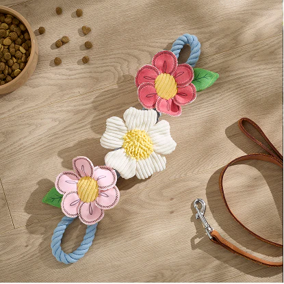 Pet flower rope toy