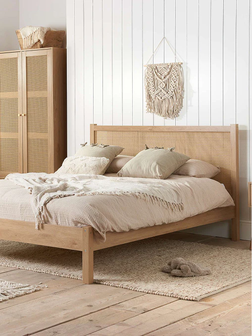 Beds & bed frames