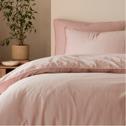 Plain bedding