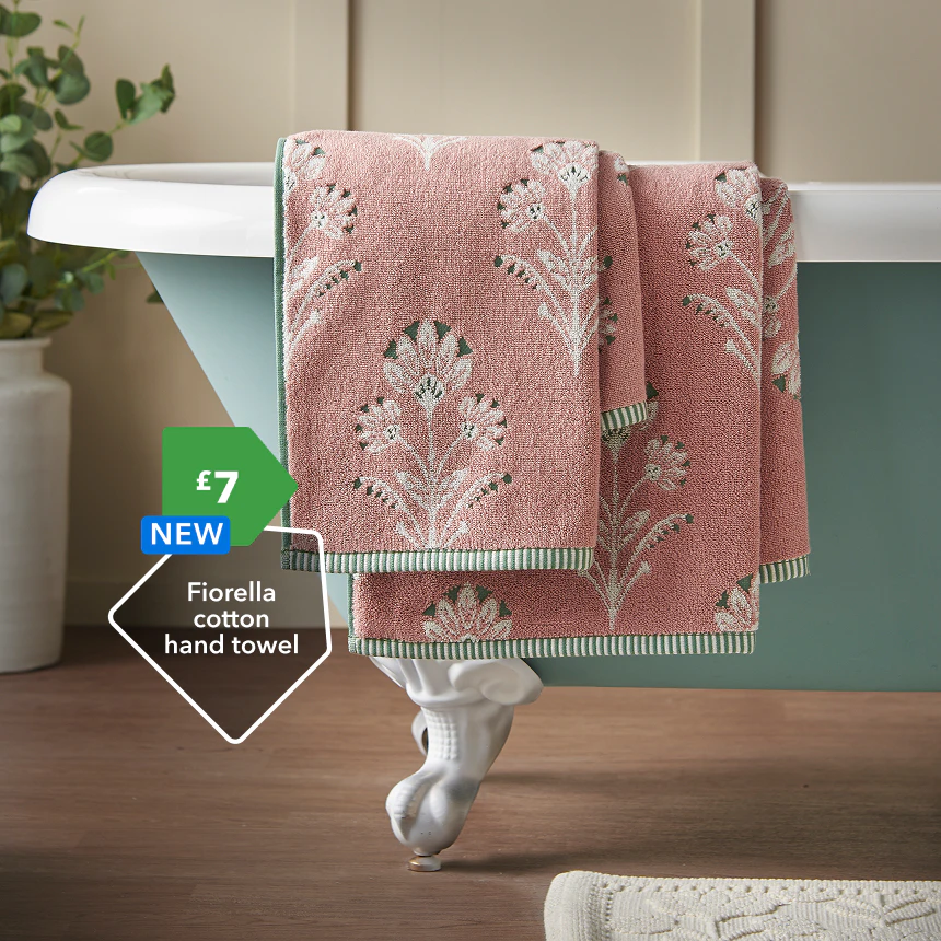 Fiorella
cotton
hand towel £7