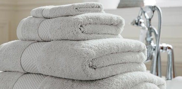 Irresistibly soft with a luxurious silky finish, our Dorma Silk towels are carefully crafted using an indulgent blend of pure cotton and silk to create a sumptuously comforting bathroom experience.