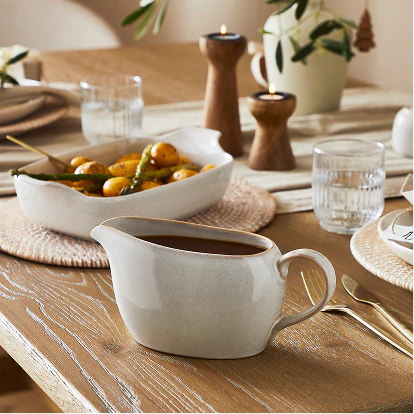 Gravy boats