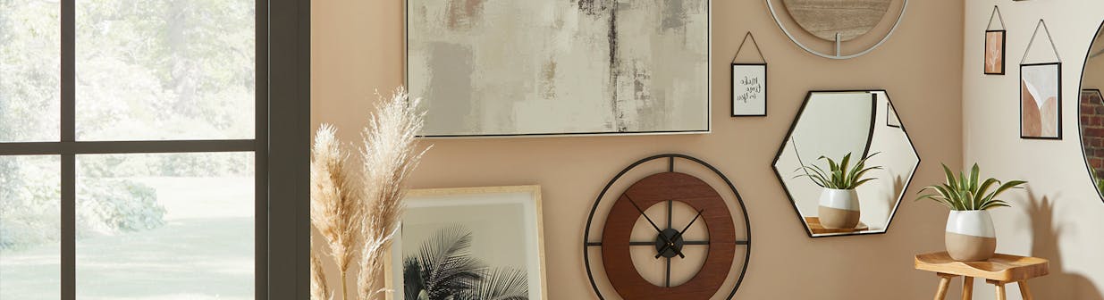New in Pictures & Frames