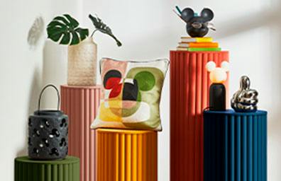 SHOP DECOR