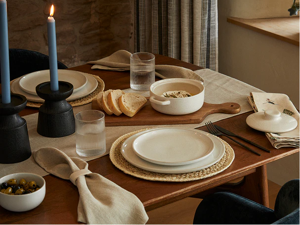 Kitchen & dining