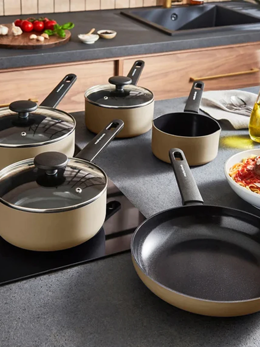 Pots & pans