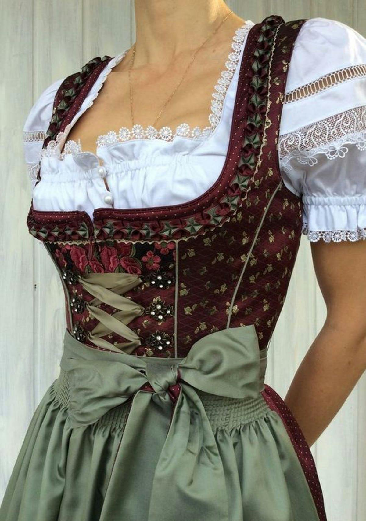 Noreste fax asistencia Dirndl, el vestido tradicional alemán | Dutch Label Shop - ES