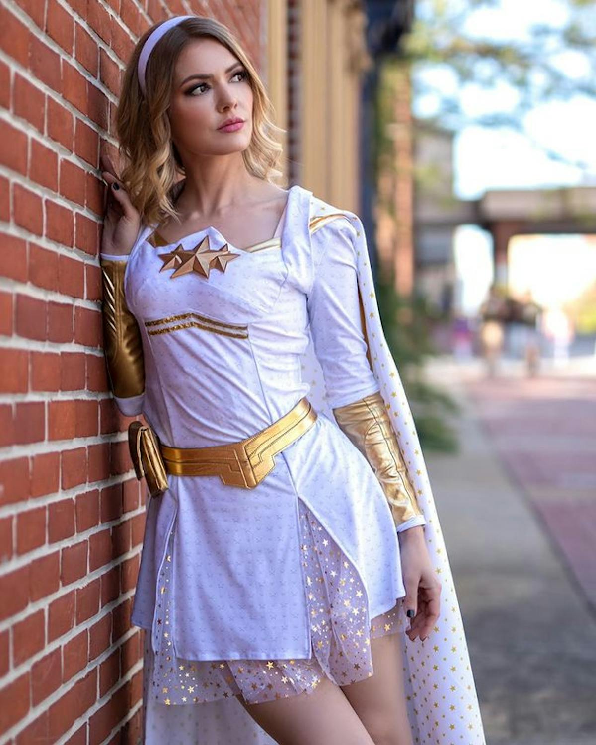  cosplay of starlight from the tv series the boys