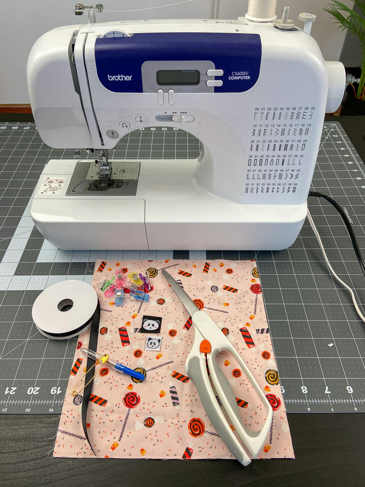  sewing machine with supplies