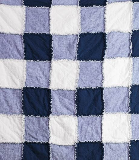  close up rag quilt in blue and white check