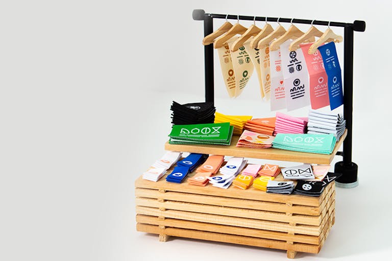 Precaución asesinato Último Etiquetas personalizadas para ropa | Dutch Label Shop - ES