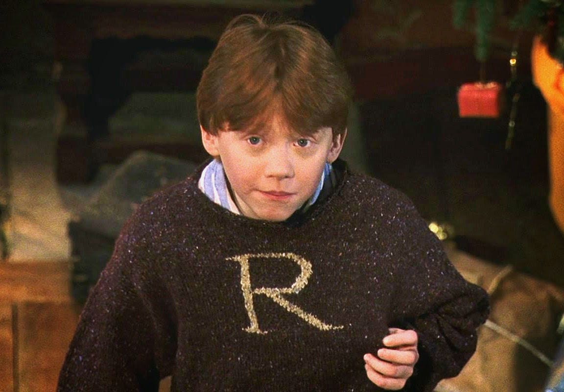  harry potter scene with christmas sweater