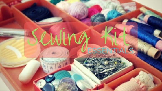 What I Keep In My Hand Sewing Kit - My Dancing Needles