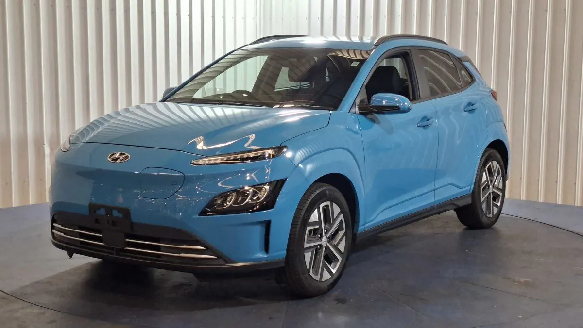 Blue electric vehicle, Hyundai Kona