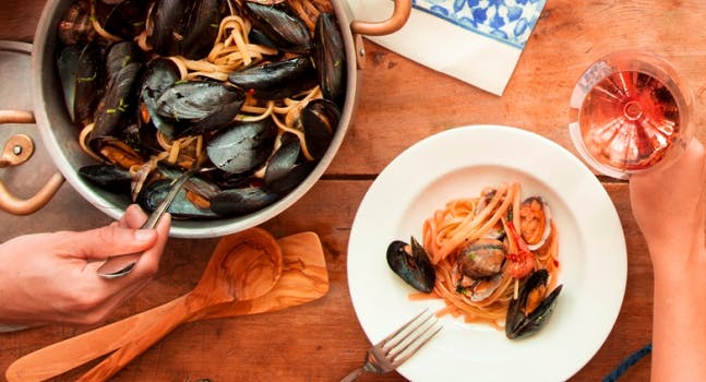 Padellata spaghetti con cozze - L'estate da Eataly
