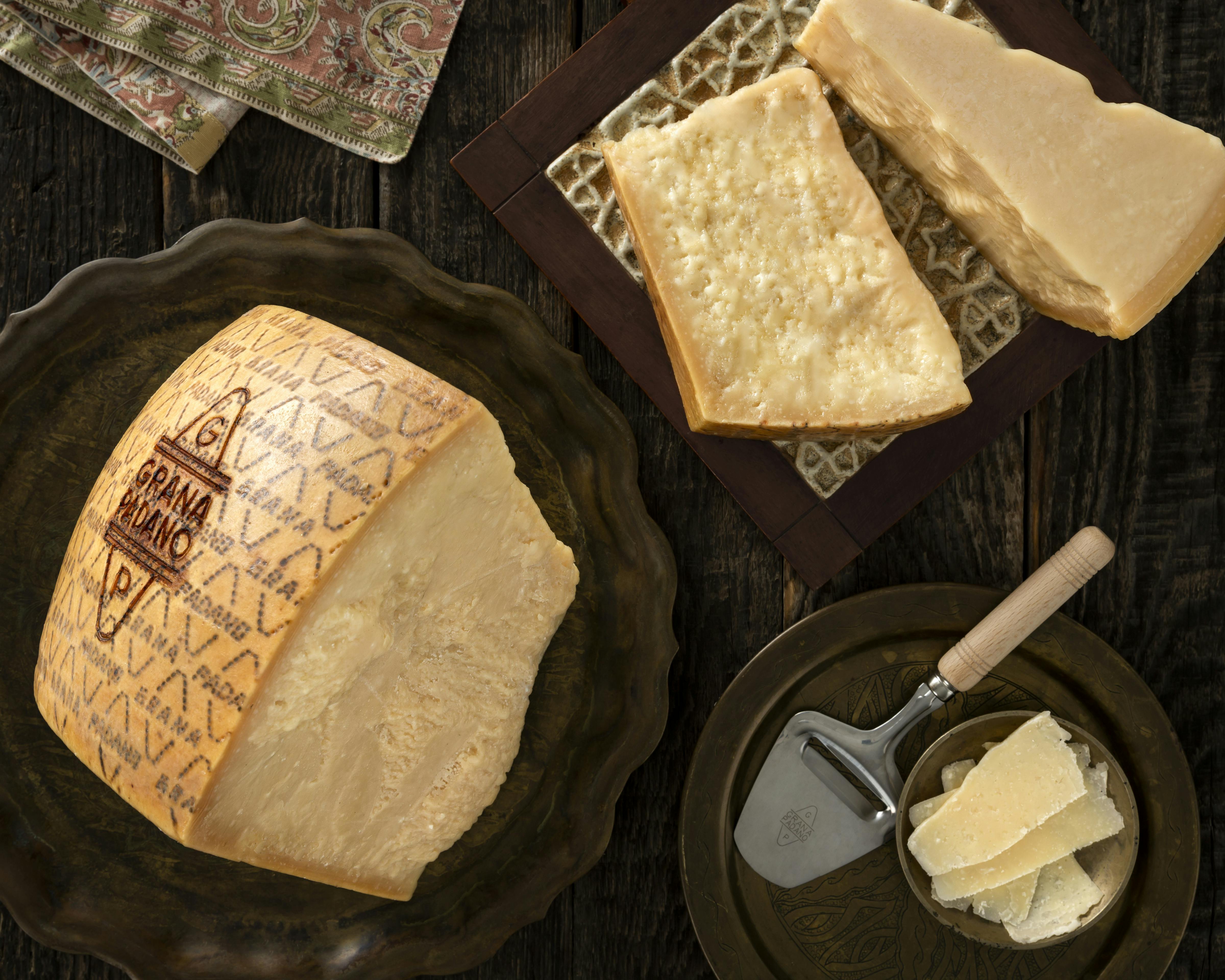 Brotsalat mit Grana Padano | Eataly Brotsalat mit Grana Padano | Eataly