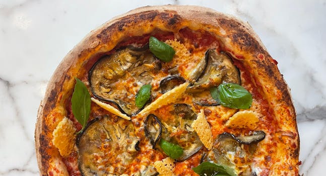 Pizza con melanzane, provola e colatura | Eataly
