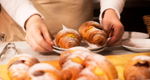 La colazione da Eataly con le brioche