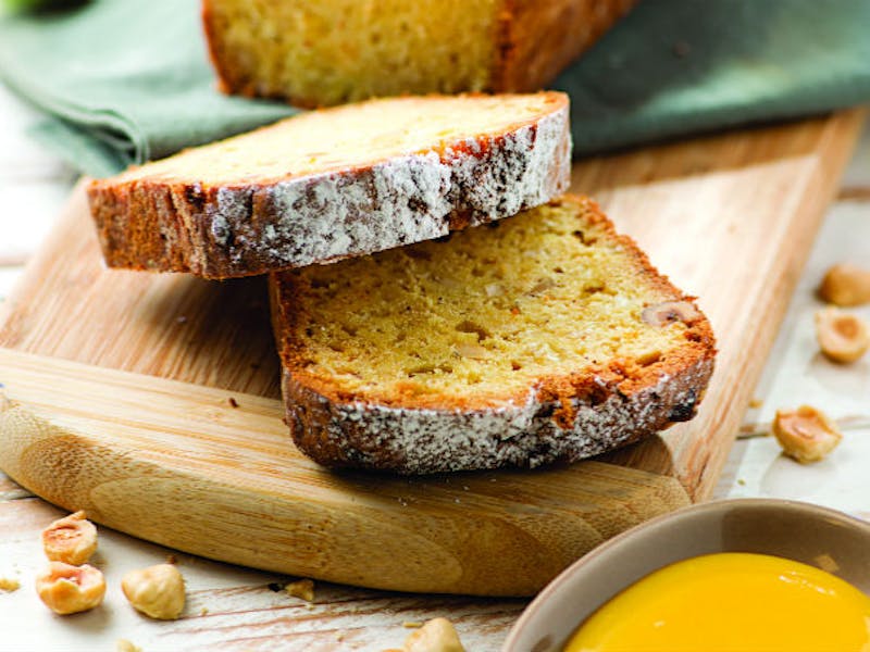 Plumcake mela zenzero e nocciole