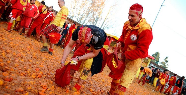 Carnevale Battle of oranges