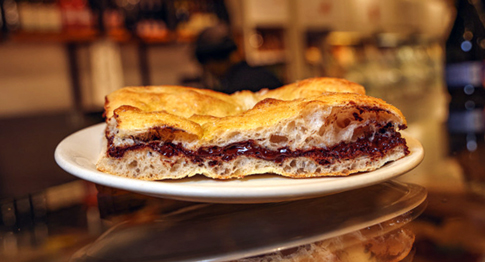Pizza alla Pala Nocciolata (Chocolate Hazelnut Pizza)