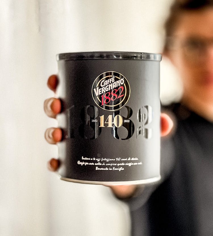 Caffè Vergnano can