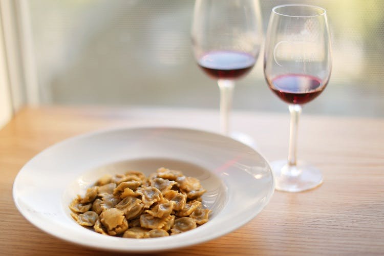 Agnolotti del plin and red wine