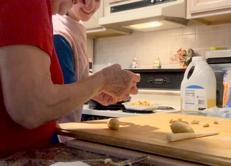 Making struffoli