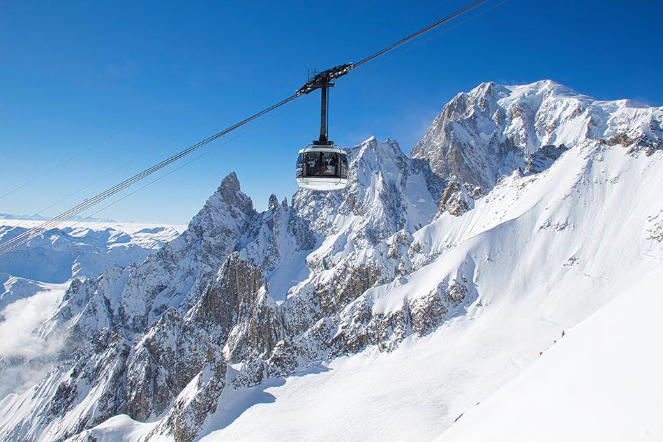 Valle d'Asota mountain lift