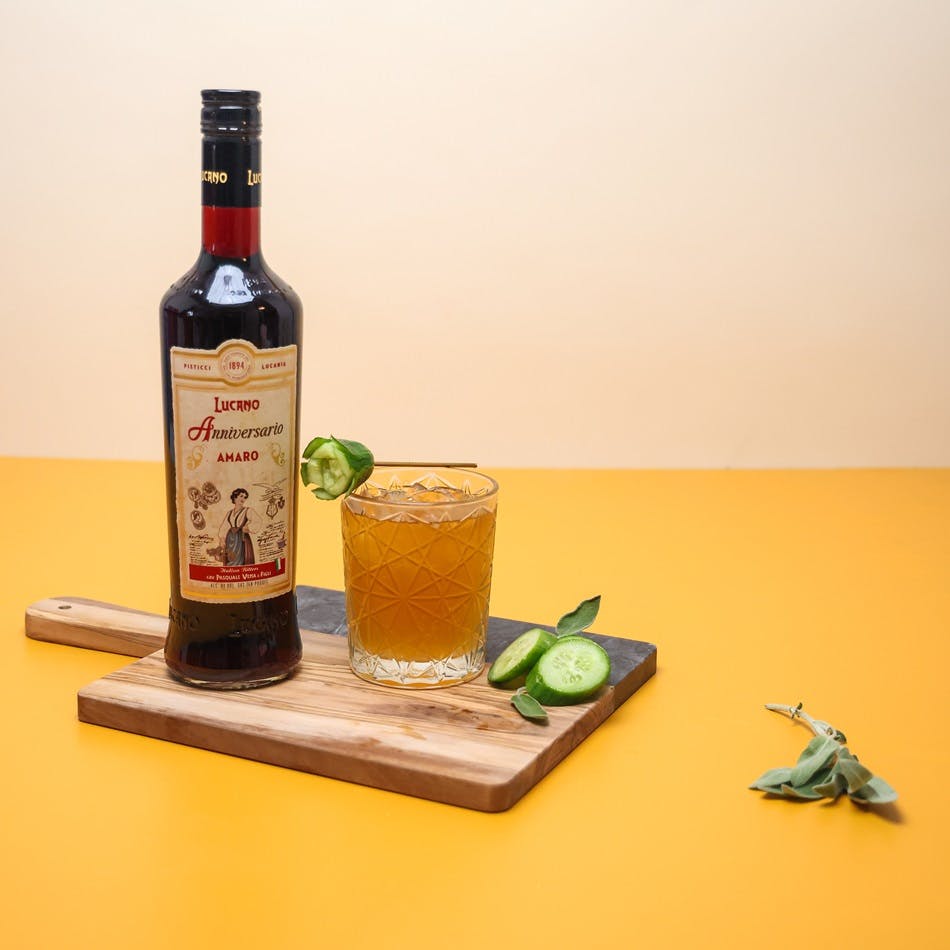 Lucano Amaro Med Mule