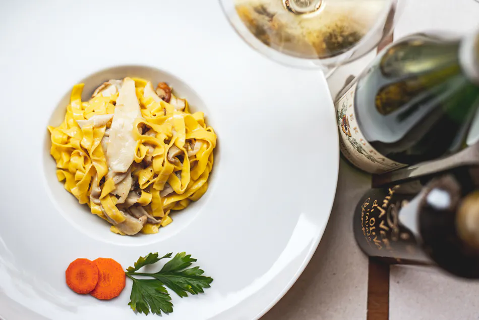 Pasta al funghi with Pieropan