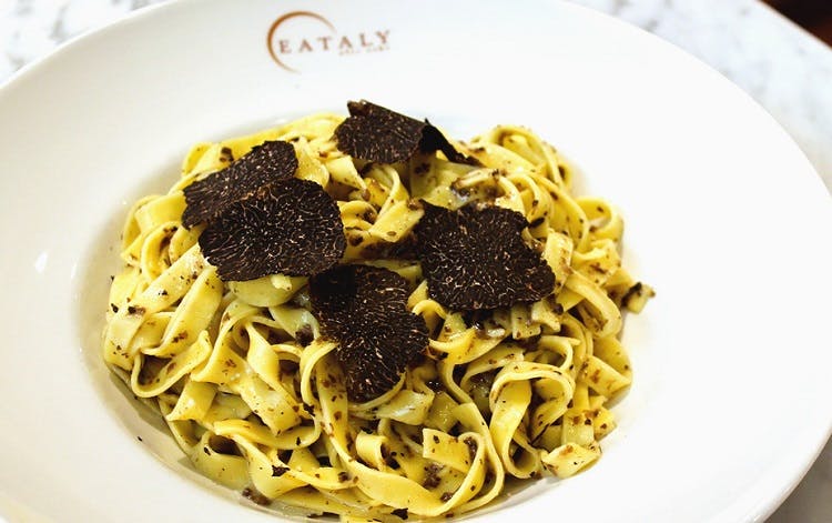 Black truffle tagliatelle recipe