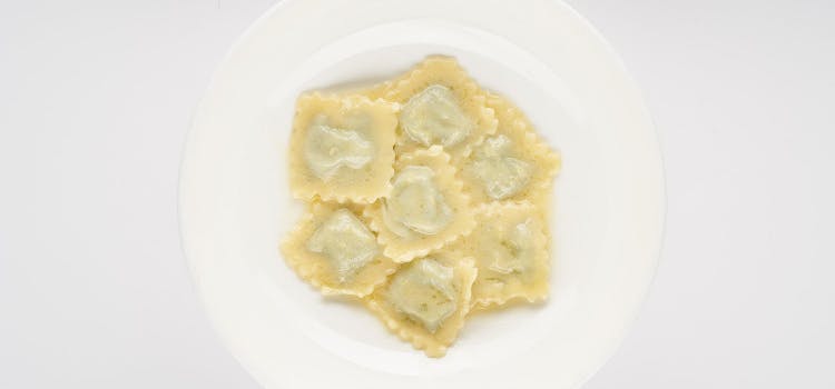Stuffed pasta ravioli