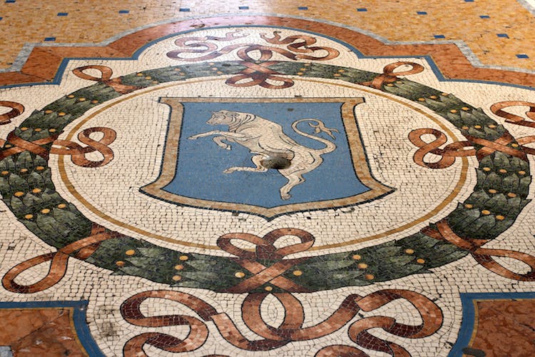 Bull Galleria Vittorio Emanuele Milan