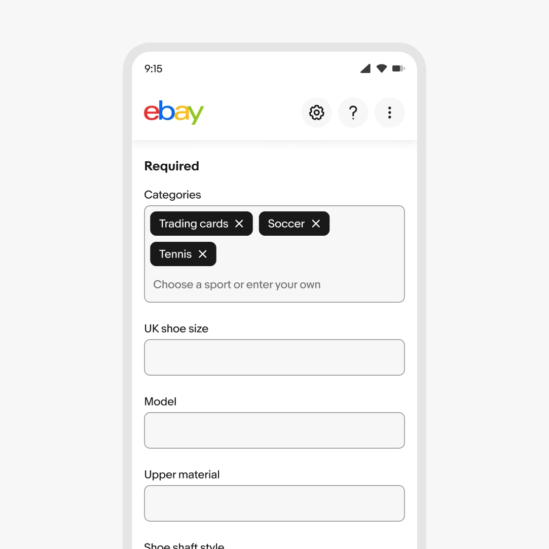 Mobile form with selected categories and input fields for shoe details. A combobox is visible with chips inside.
