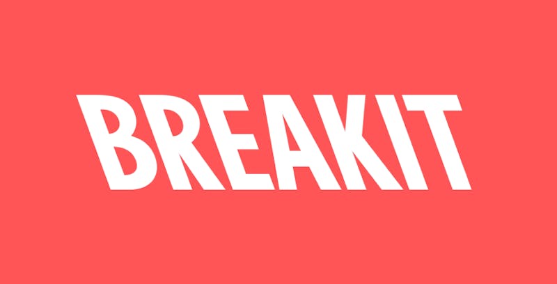 Breakit logotyp, "breakit" i vita gemener mot rosa bakgrund.