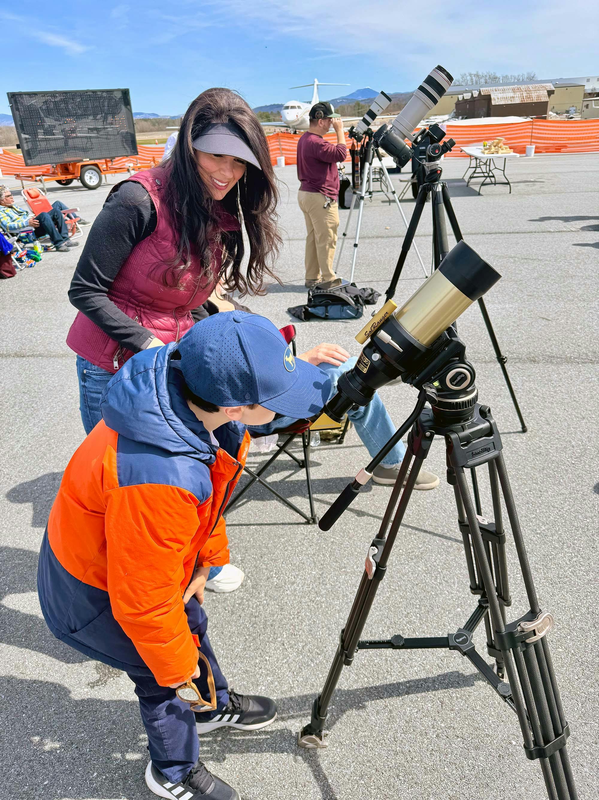 Observing a solar eclipse through H-alpha solar telescope. Credit: Sævar Helgi Bragason