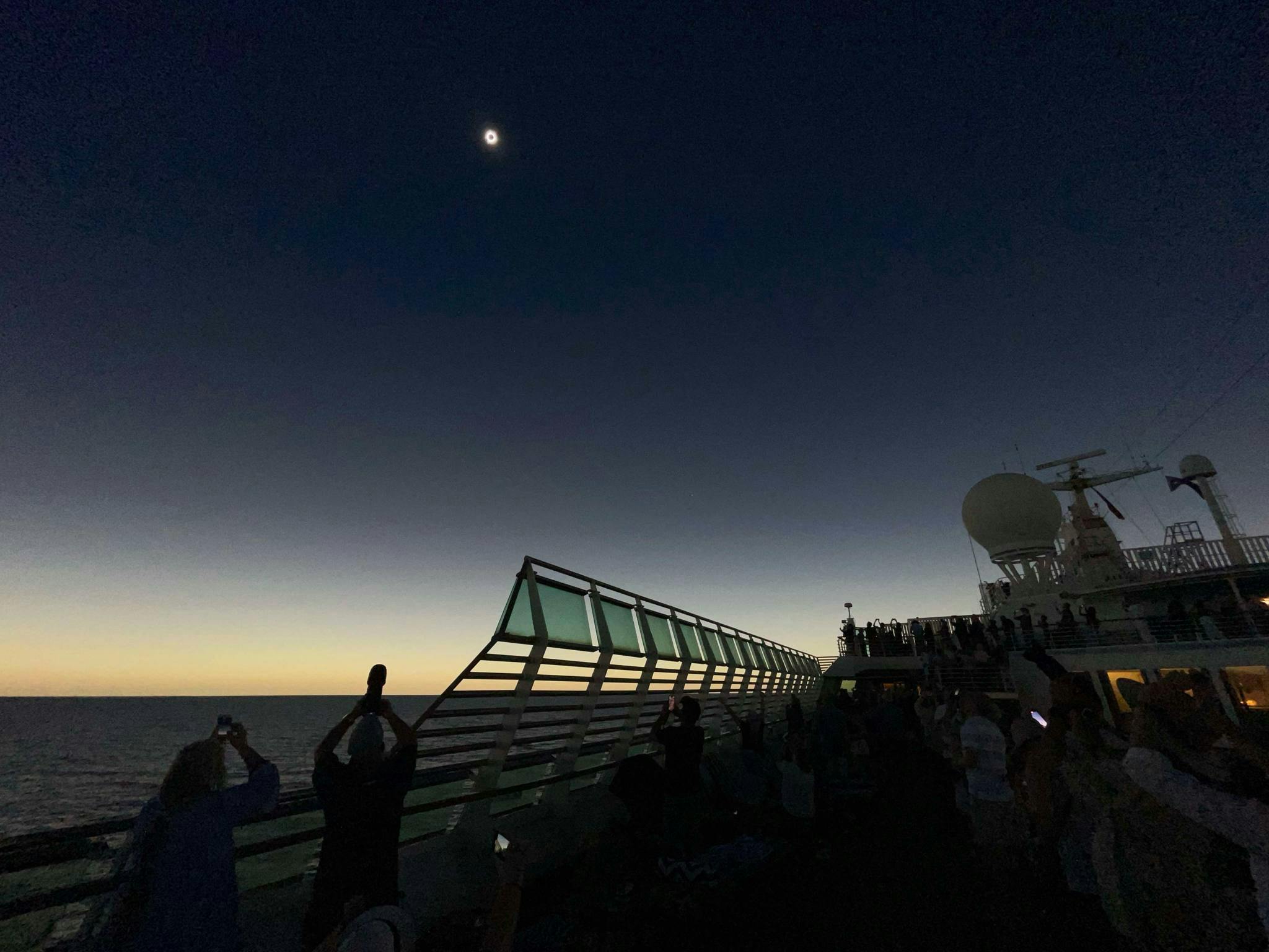 Total solar eclipse from a cruise ship near Australia. Credit: Jamie Carter
