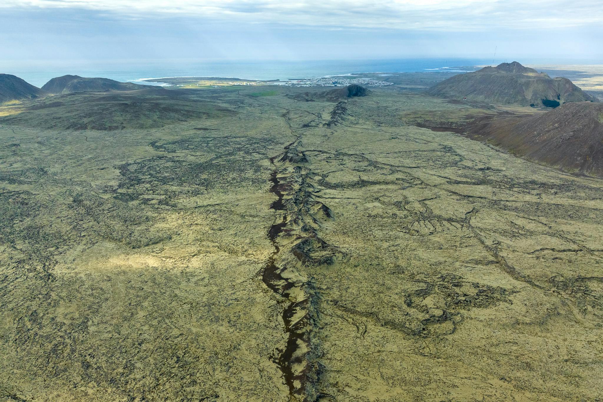 Sundhnúks crater chain, Reykjanes eruption site. Credit: Visit Reykjanes