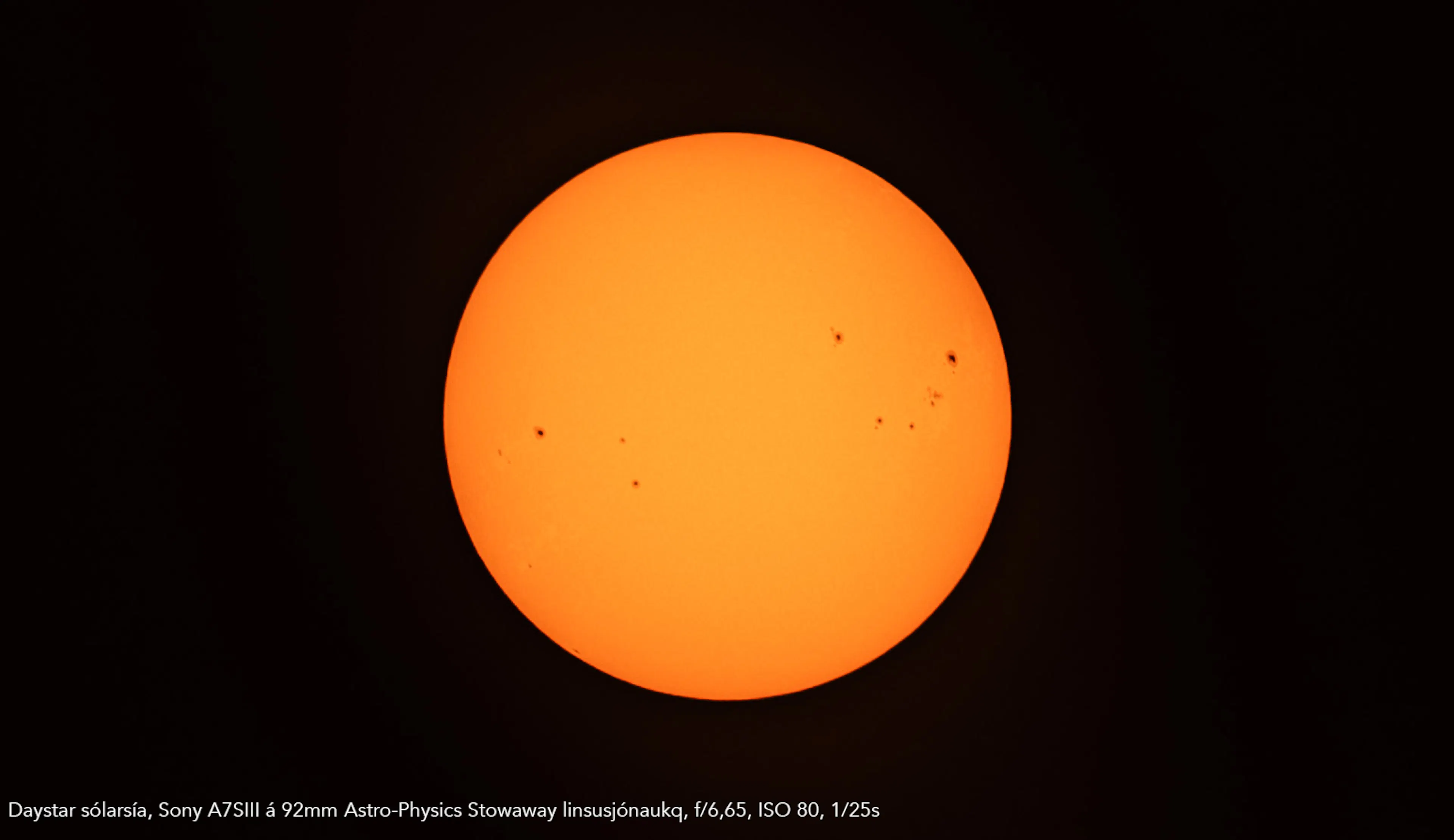 Sólin 2. september 2025 á mynd sem tekin var með Sony A7SIII á Astro-Physics 92mm Stowaway linsusjónauka. Mynd: Sævar Helgi Bragason