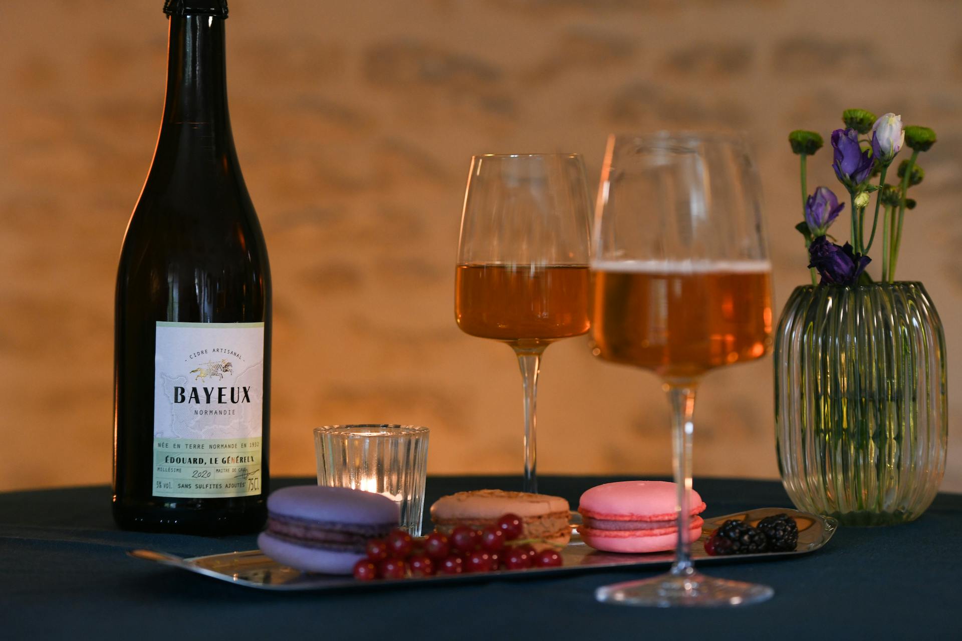 MACARONS AU CHOCOLAT.jpg