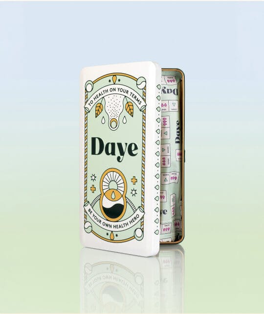 Daye tampon accessory box to carry tampons with you everywhere you go 