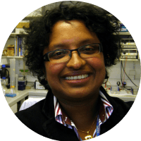 Снимка на проф. Дарани Хапангама, професор по акушерство и гинекология в Университета в Ливърпул