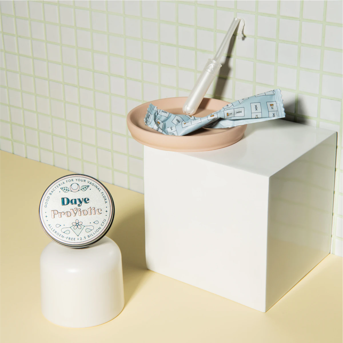 Image of the Diagnostic tampon with the ProViotics.